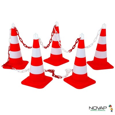 CONES SIGNALISATION HT 50CM X5 AVEC CROCHETS ET CHAINE 7,5M