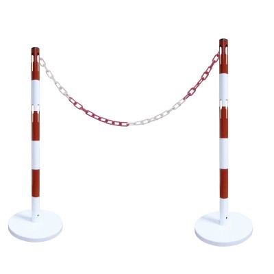 1 x Kit de 2 poteaux acier rouge/blanc avec 2m de chaine